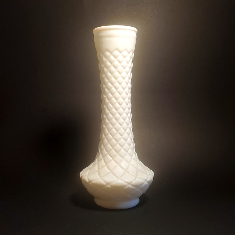 VINTAGE Randall White Milk Glass Vase with Diamond Quilt Pattern MCM 1950'S EUC